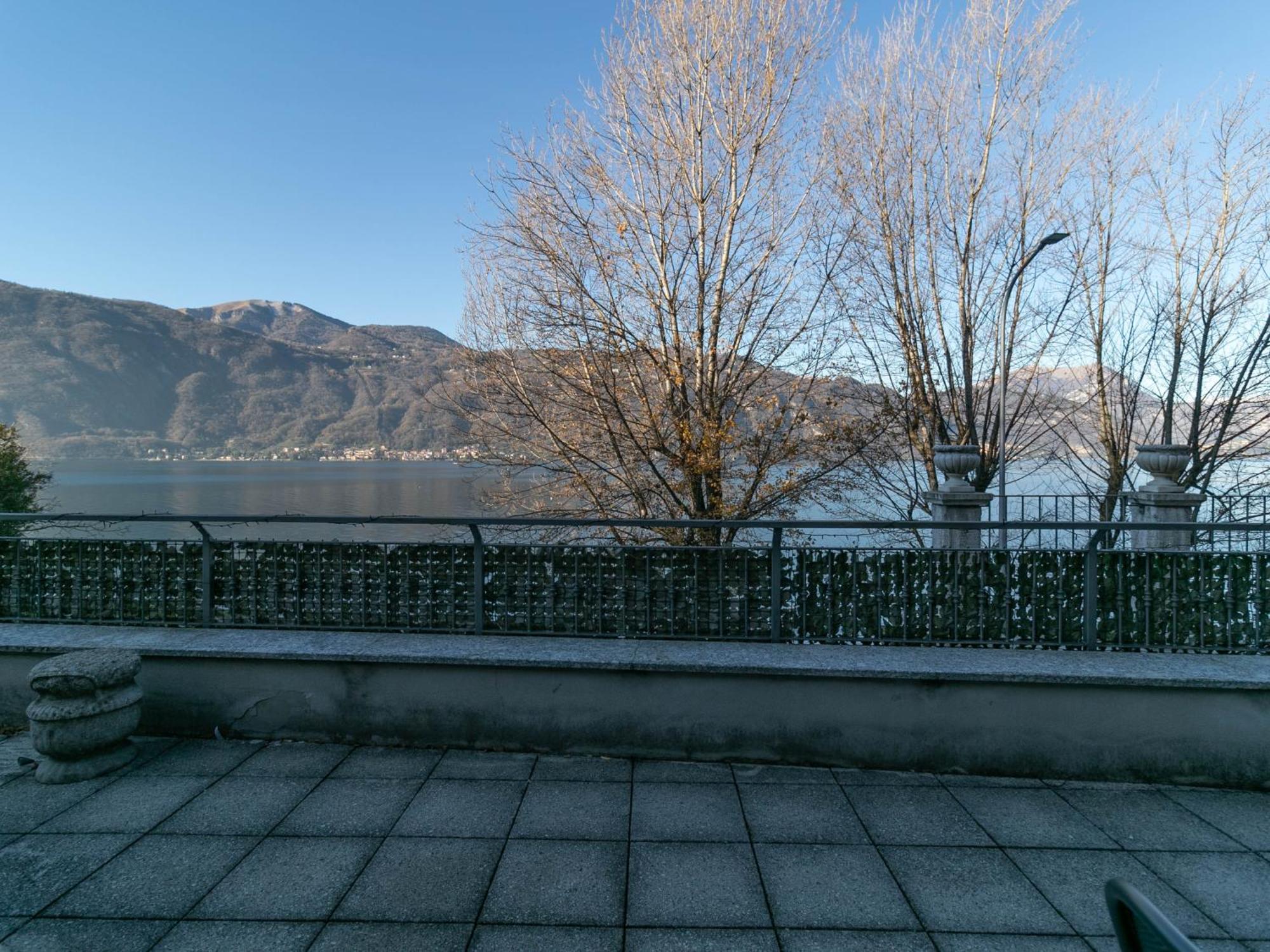 Villa Olcio - Al Lago マンデッロ・デル・ラーリオ エクステリア 写真