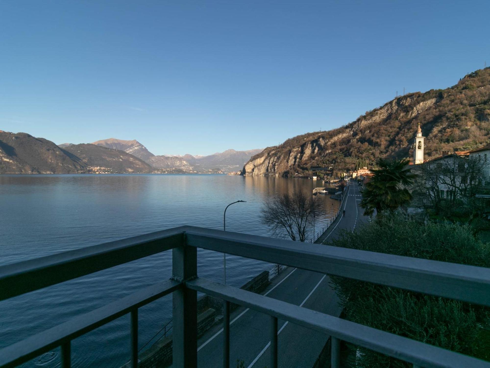 Villa Olcio - Al Lago マンデッロ・デル・ラーリオ エクステリア 写真