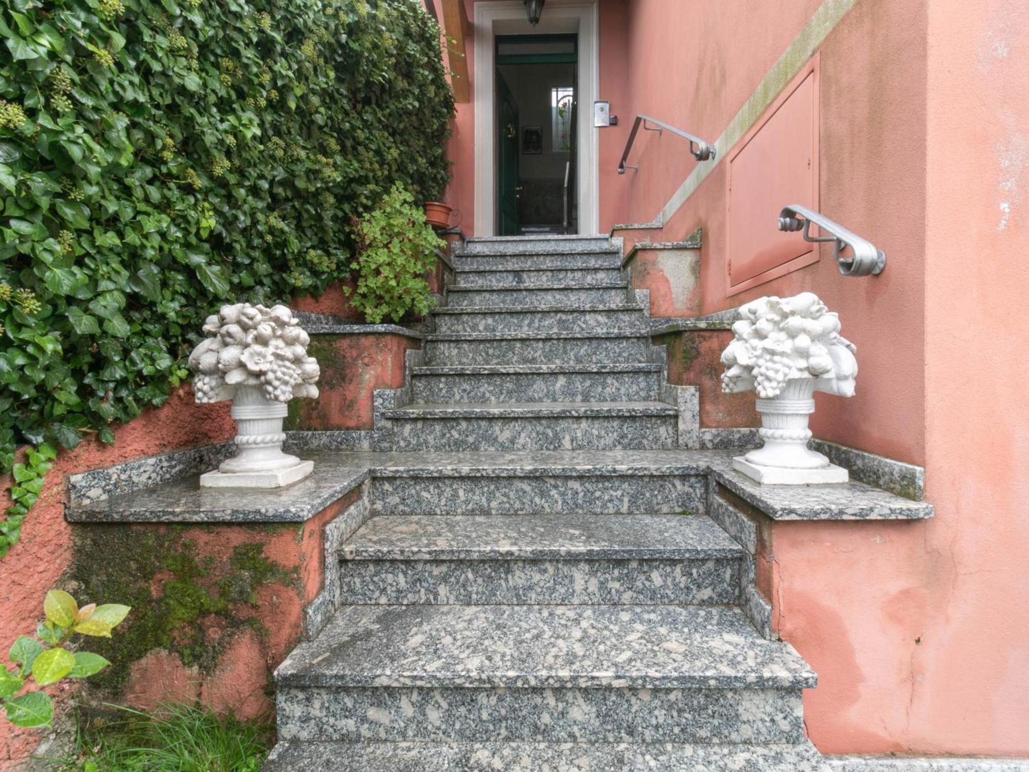 Villa Olcio - Al Lago マンデッロ・デル・ラーリオ エクステリア 写真