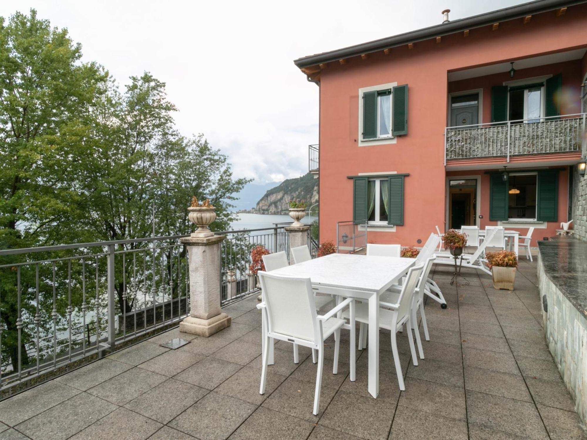 Villa Olcio - Al Lago マンデッロ・デル・ラーリオ エクステリア 写真